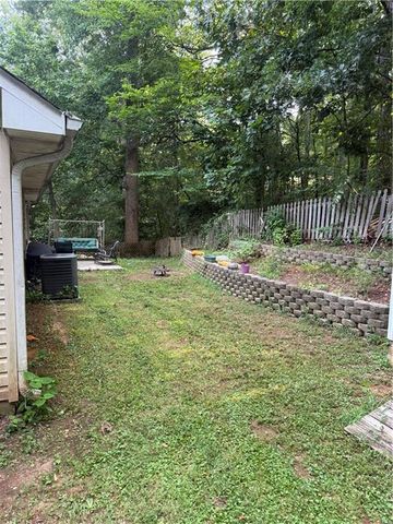 5635 Lakeview Court, Gainesville, GA 30506