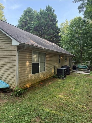 5635 Lakeview Court, Gainesville, GA 30506