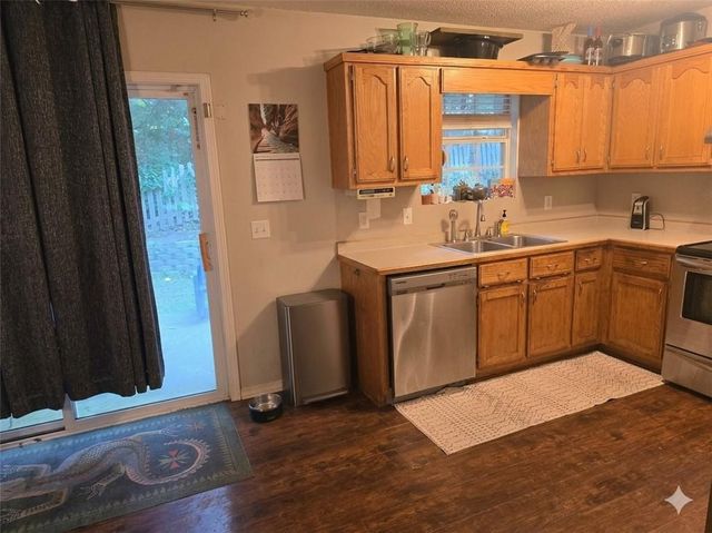 5635 Lakeview Court, Gainesville, GA 30506