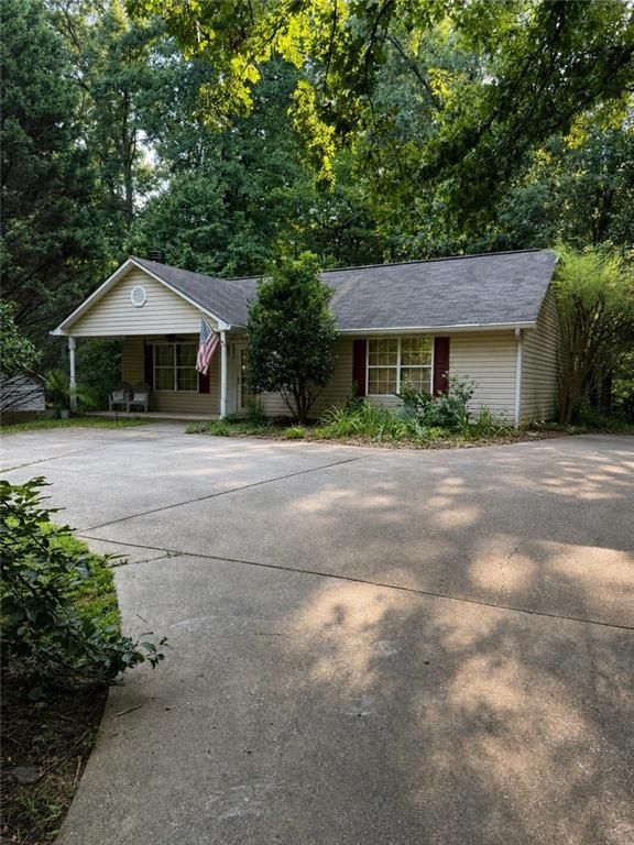 5635 Lakeview Court, Gainesville, GA 30506