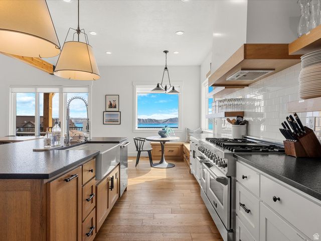 243 HAWKSBEARD CIR, Fish Haven, ID 83287