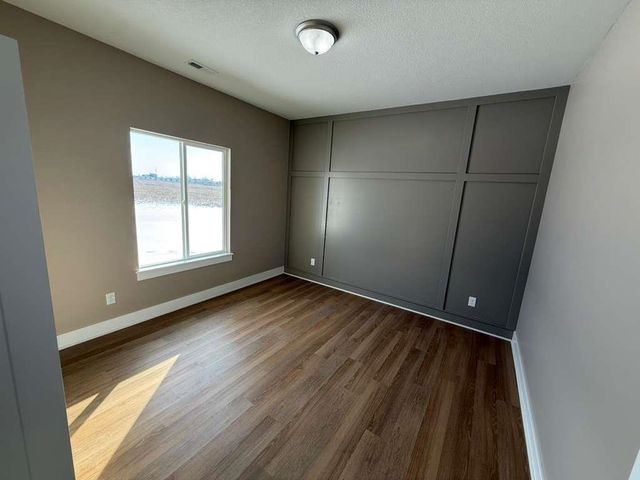 5168 N Toben Dr, Bel Aire, KS 67226