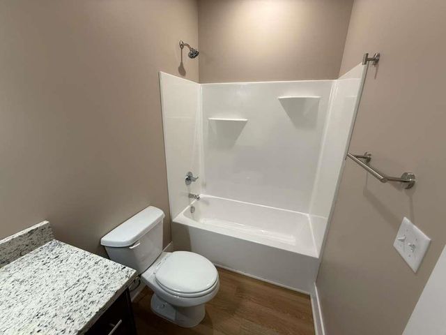 5168 N Toben Dr, Bel Aire, KS 67226