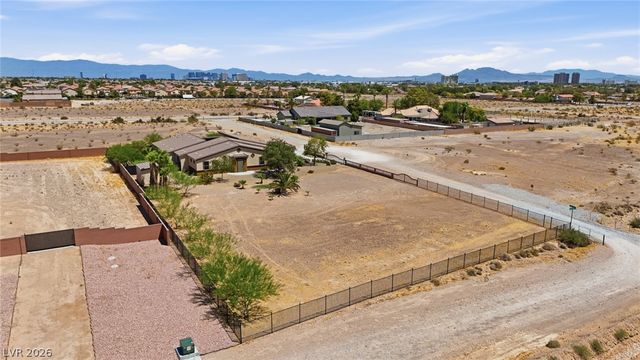 9065 CAMERON Street, Las Vegas, NV 89139