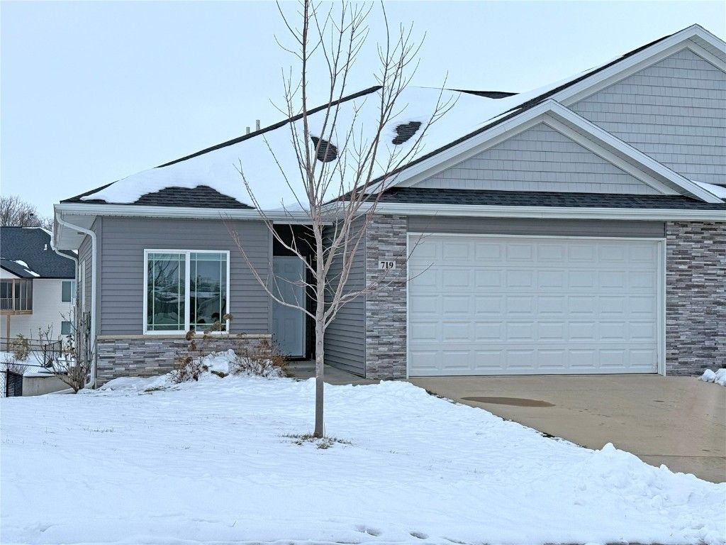 719 Sullivan Street, West Branch, IA 52358