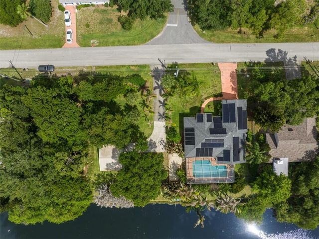 568 Concha Drive, Sebastian, FL 32958
