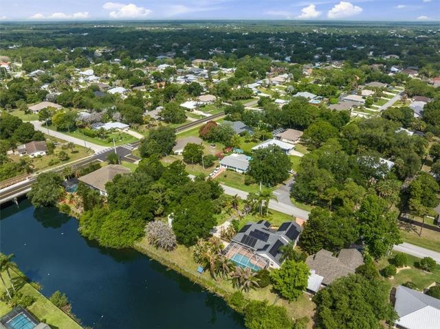 568 Concha Drive, Sebastian, FL 32958