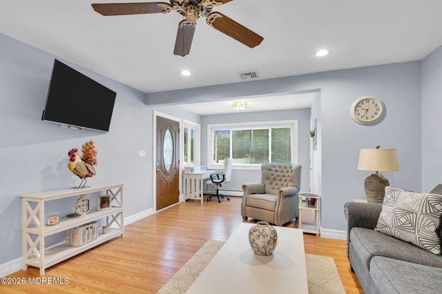 37 Pheasant Street A, Manchester, NJ 08759