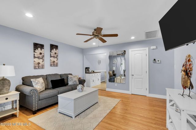 37 Pheasant Street A, Manchester, NJ 08759