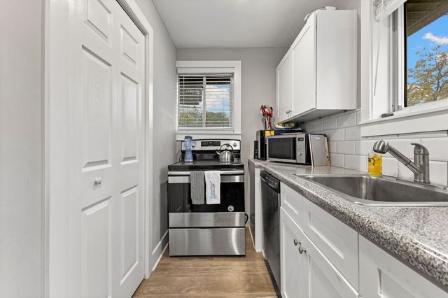 2018 Jefferson St Apt D, Nashville, TN 37208