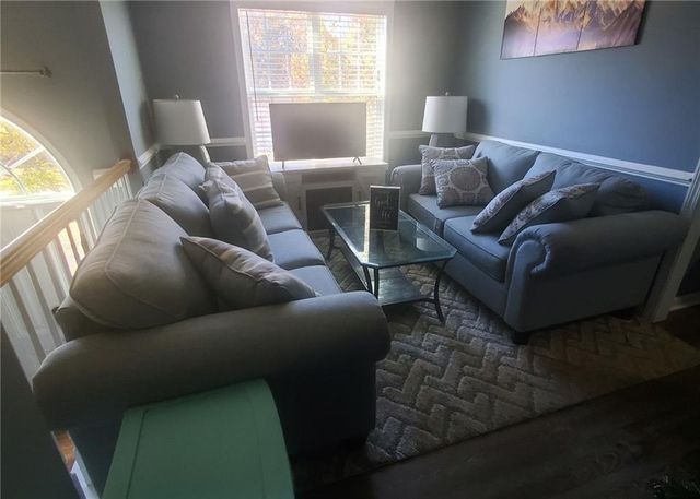 100 GORDONS LAKE Drive, Temple, GA 30179