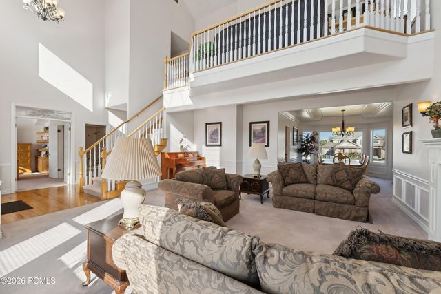 11694 S Stone Crest Circle, Riverton, UT 84065