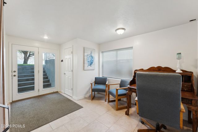 11694 S Stone Crest Circle, Riverton, UT 84065