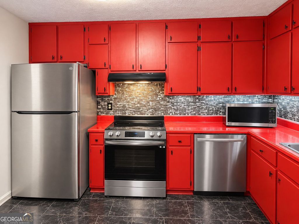1921 Fisher Drive, Stockbridge, GA 30281 — photo 3