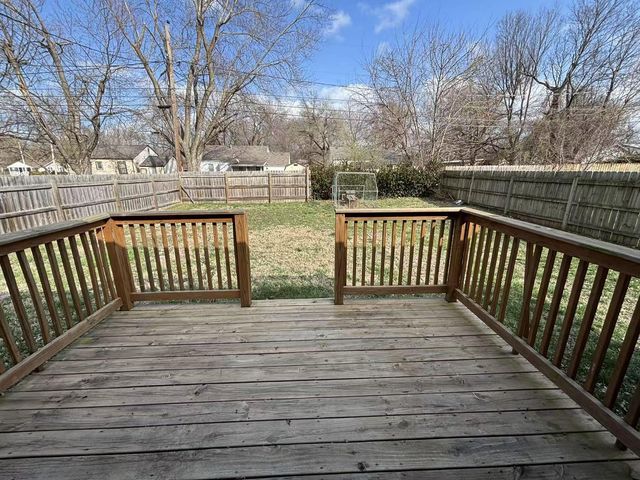 1660 N Marlan Avenue, Springfield, MO 65803