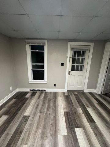 255 College Avenue, Valparaiso, IN 46383