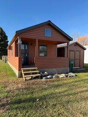 304 N Main Street N, Gwinner, ND 58040