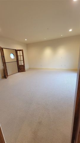 2510 N Henderson 2, Dallas, TX 75206