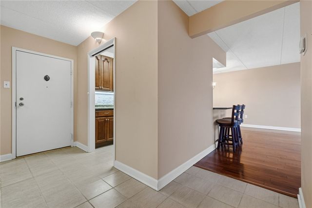 5600 Munhall Rd 902, Squirrel Hill, PA 15217