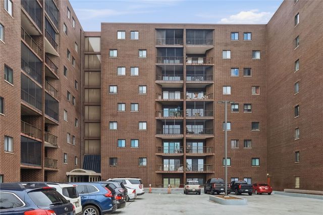 5600 Munhall Rd 902, Squirrel Hill, PA 15217