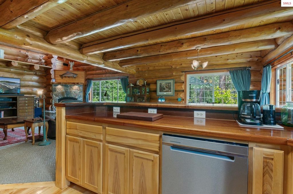 1198 Mountain View Dr, Sandpoint, ID 83864 photo 14