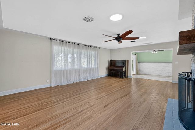 2071 S Peninsula Drive, Daytona Beach, FL 32118
