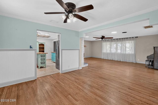 2071 S Peninsula Drive, Daytona Beach, FL 32118