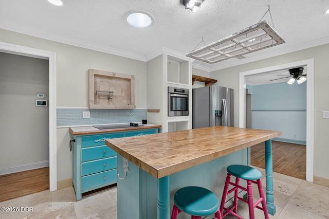 2071 S Peninsula Drive, Daytona Beach, FL 32118