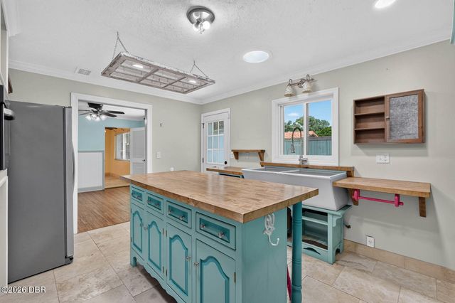 2071 S Peninsula Drive, Daytona Beach, FL 32118