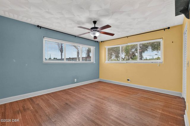 2071 S Peninsula Drive, Daytona Beach, FL 32118