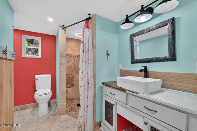 2071 S Peninsula Drive, Daytona Beach, FL 32118