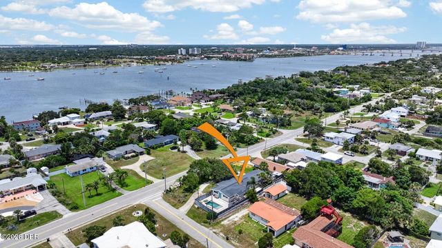 2071 S Peninsula Drive, Daytona Beach, FL 32118