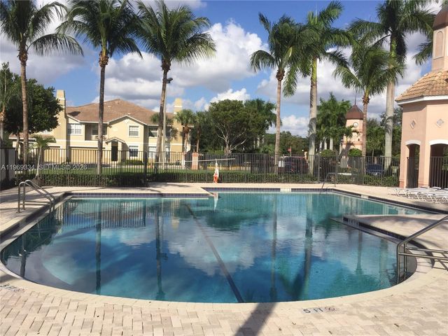 2305 Belmont Lane 2305, North Lauderdale, FL 33068