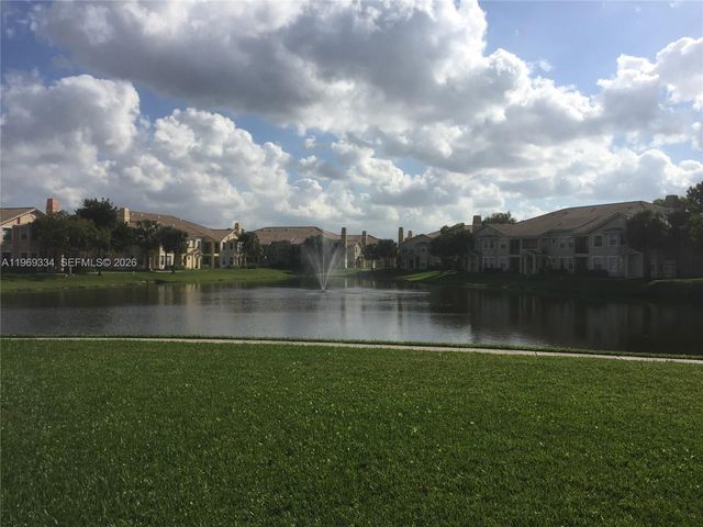 2305 Belmont Lane 2305, North Lauderdale, FL 33068