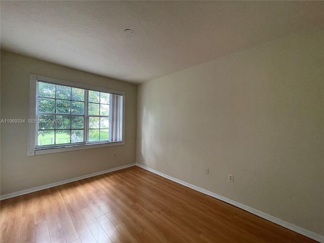 2305 Belmont Lane 2305, North Lauderdale, FL 33068