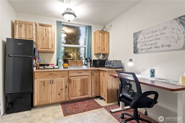 4949 Samish Way #6, Bellingham, WA 98229