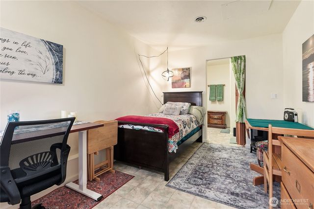 4949 Samish Way #6, Bellingham, WA 98229