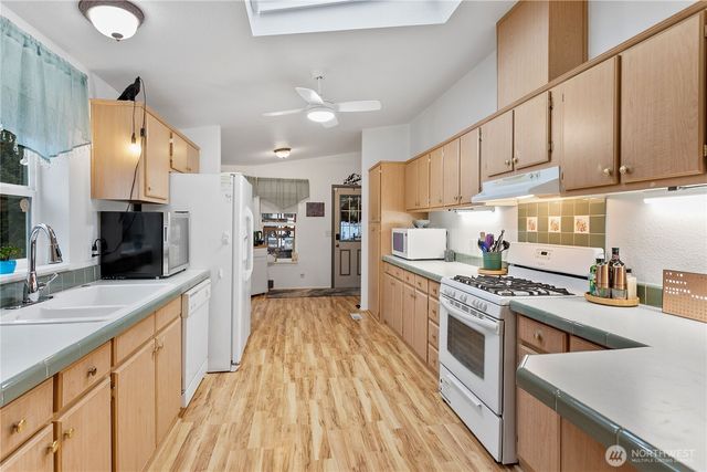 4949 Samish Way #6, Bellingham, WA 98229