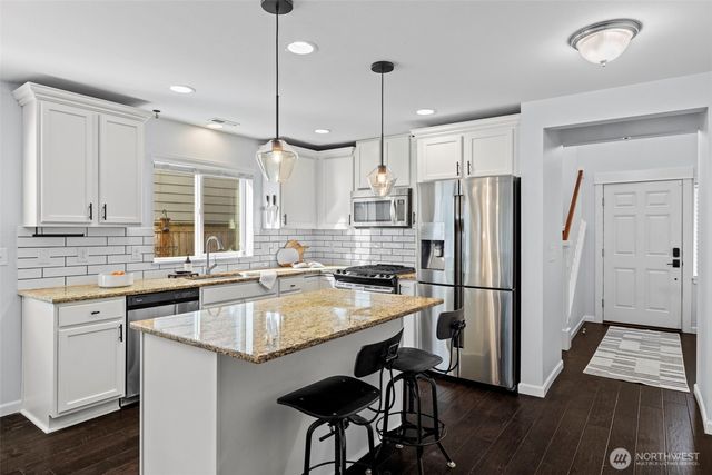 37523 SE Fury Street, Snoqualmie, WA 98065