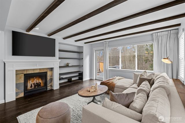 37523 SE Fury Street, Snoqualmie, WA 98065