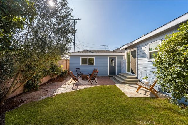 16124 S Hoover Street, Gardena, CA 90247