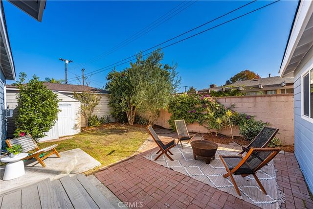 16124 S Hoover Street, Gardena, CA 90247