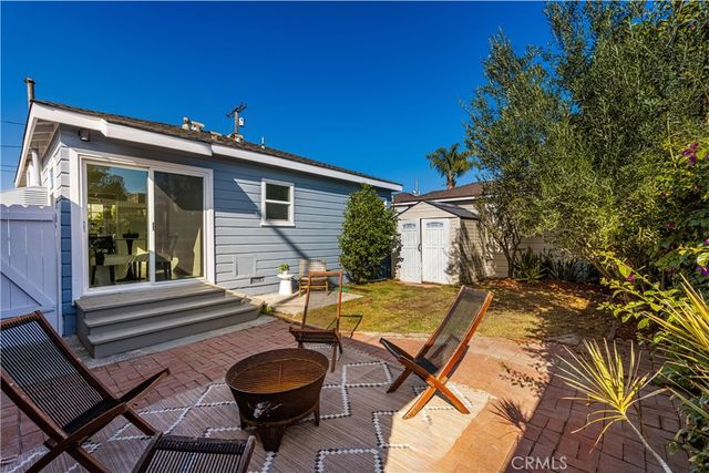 16124 S Hoover Street, Gardena, CA 90247