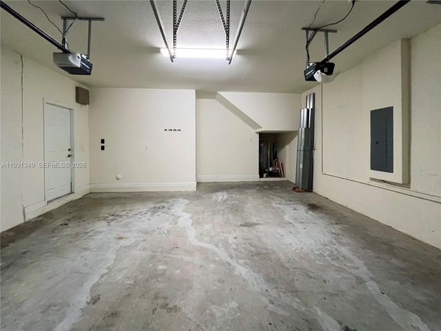 422 SE 34th Ter 422, Homestead, FL 33033