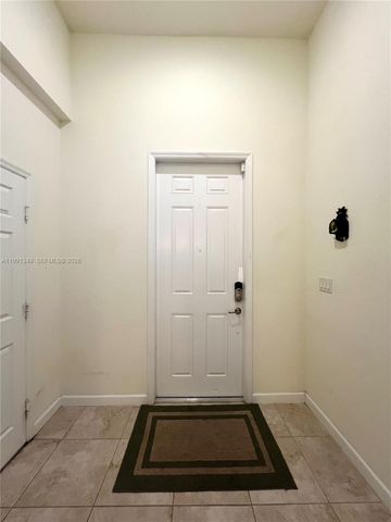 422 SE 34th Ter 422, Homestead, FL 33033