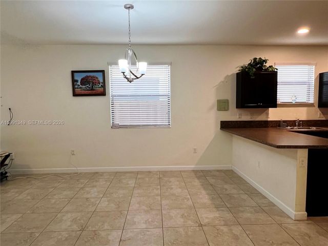 422 SE 34th Ter 422, Homestead, FL 33033