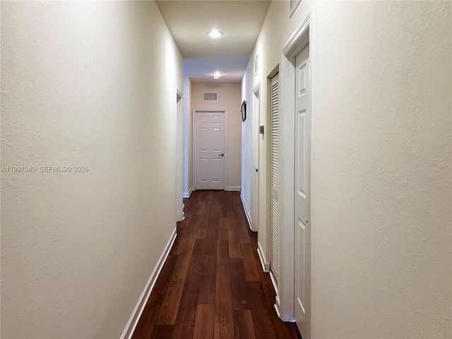 422 SE 34th Ter 422, Homestead, FL 33033