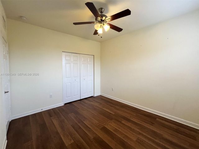 422 SE 34th Ter 422, Homestead, FL 33033