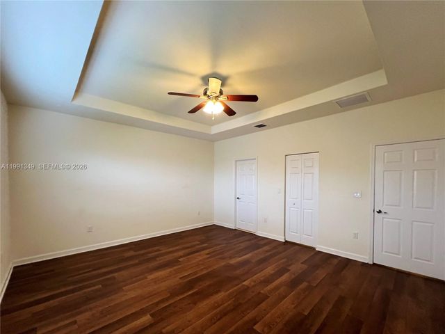 422 SE 34th Ter 422, Homestead, FL 33033