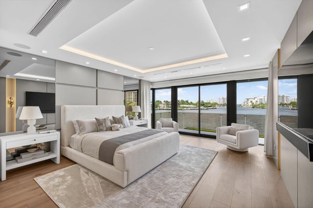 2533 Aqua Vista Blvd, Fort Lauderdale, FL 33301